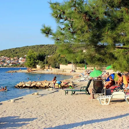 Apartment By The Sea - 16210