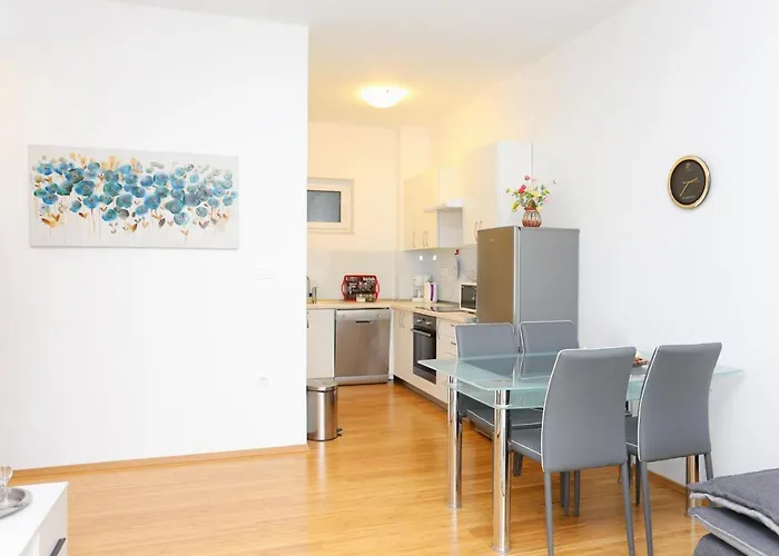 Appartamento By The Sea - 16210